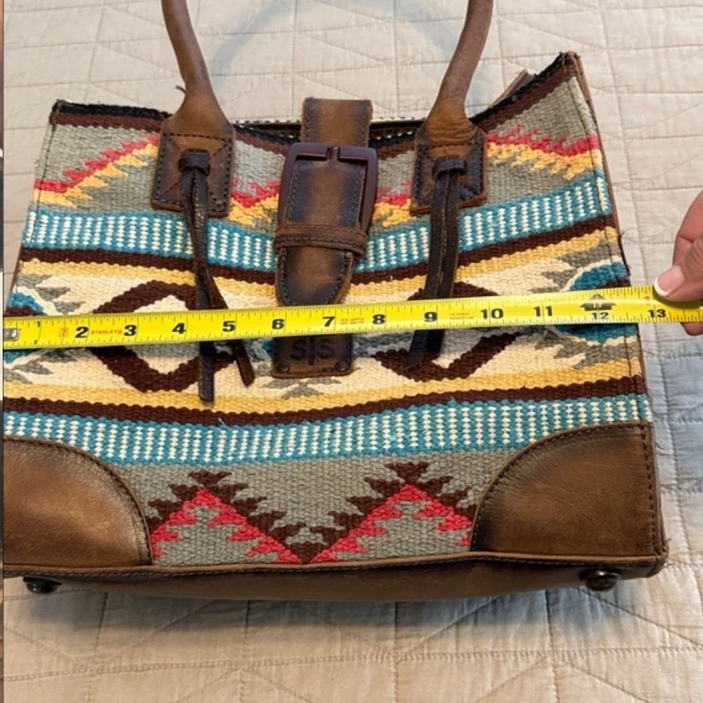 STS Ranchwear Multicolor Aztec Tote with Leather Trim - Picture 4 of 7